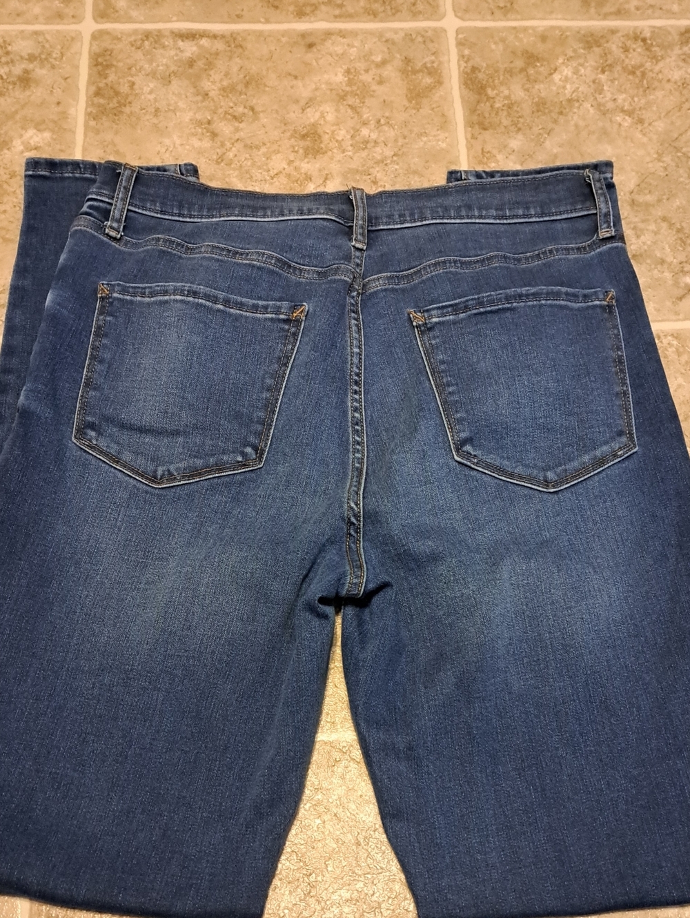 a.n.a High-Rise Dark Wash Skinny Jeans - Women. Size 12 Tall. - Picture 12 of 12